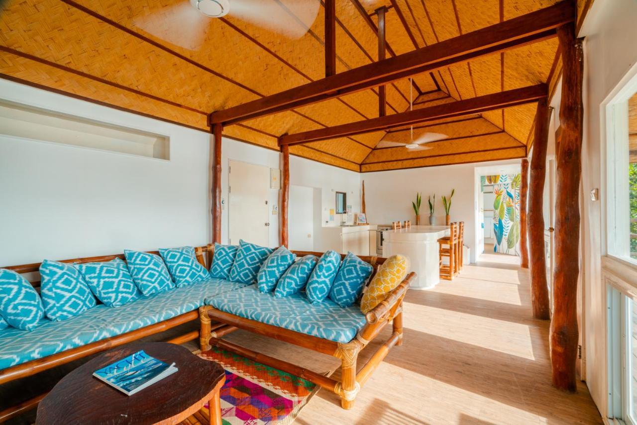 Marina Del Sol Resort & Yacht Club Busuanga Exterior photo