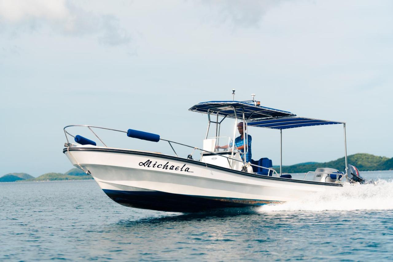 Marina Del Sol Resort & Yacht Club Busuanga Exterior photo